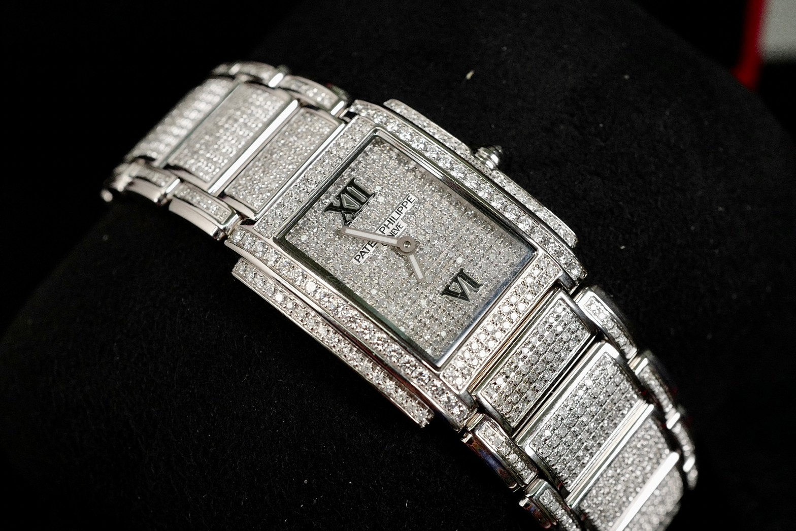 Patek Twenty 4 Full Diamond เพชร 01