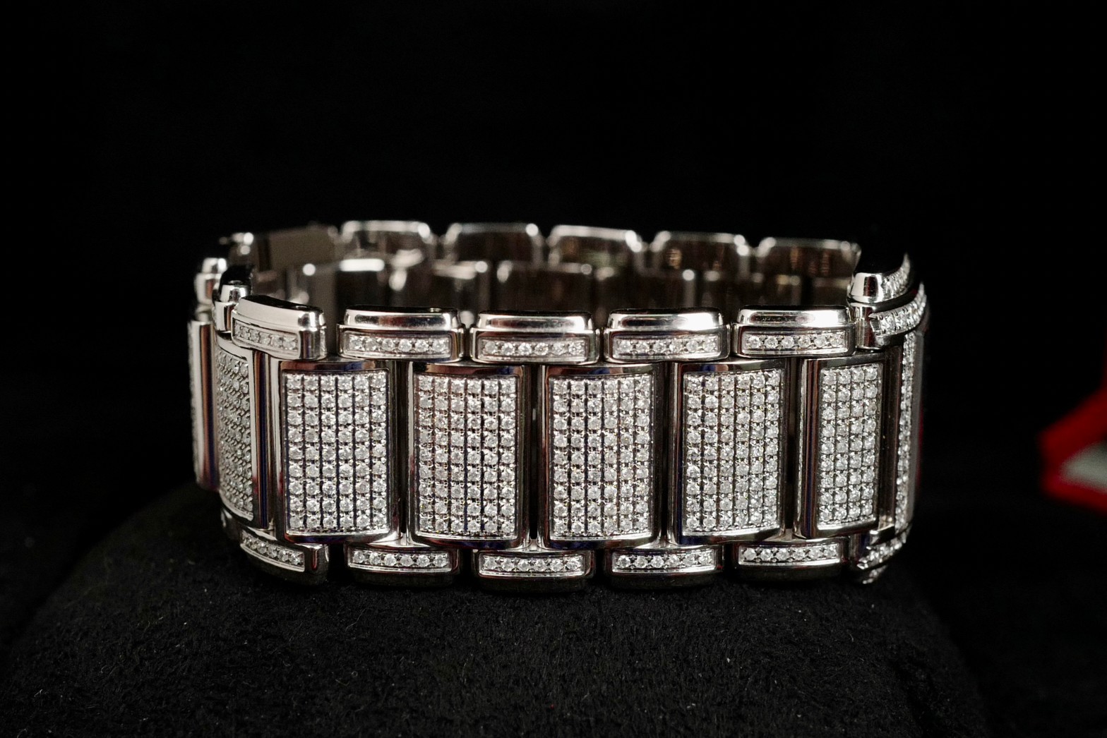 Patek Twenty 4 Full Diamond เพชร 04