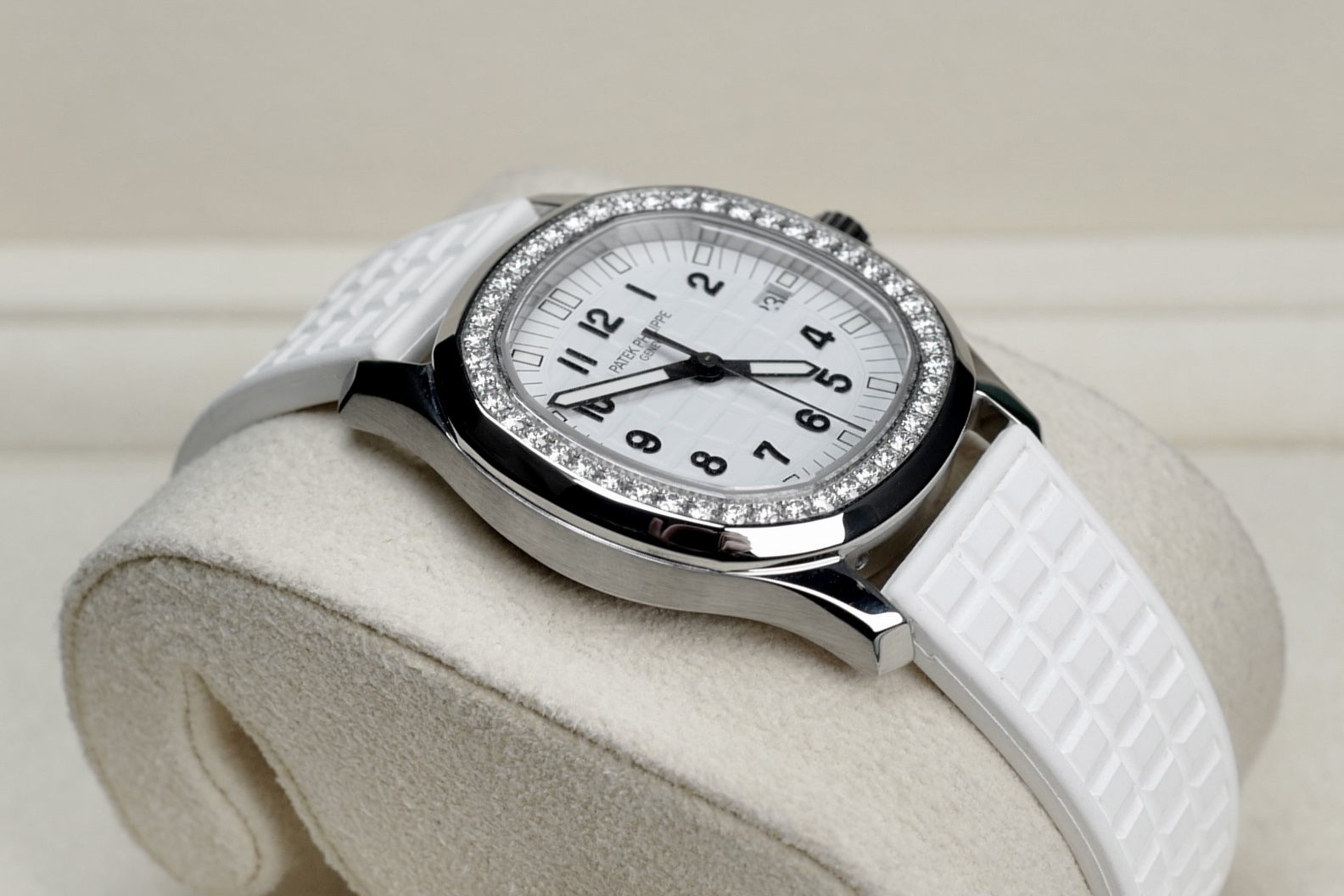 patek philippe aquanaut 5087 02